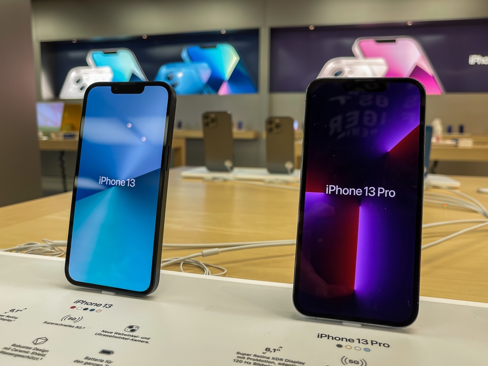 iPhone 12