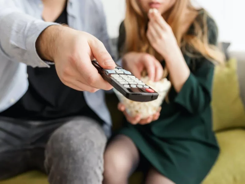Sevgiliyle İzlenebilecek En İyi Filmler! Rom-Com Önerileri