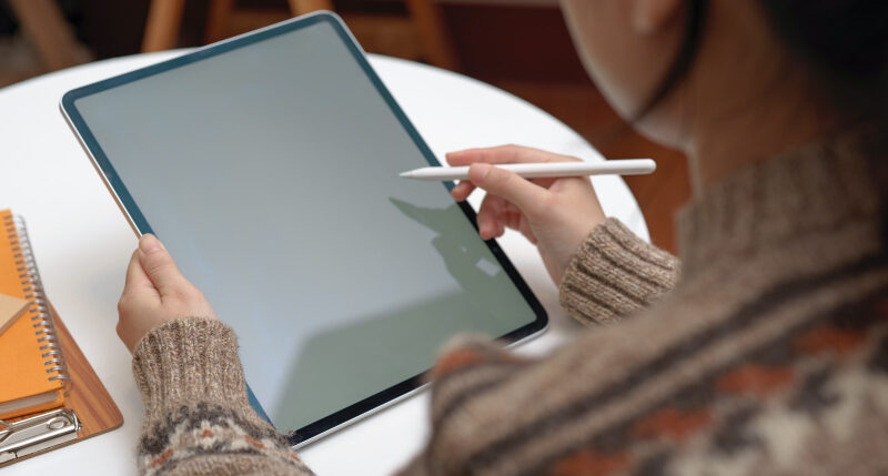 Tablet Nasıl Seçilir? Ekran, RAM ve Kullanım Rehberi - Hayatburada